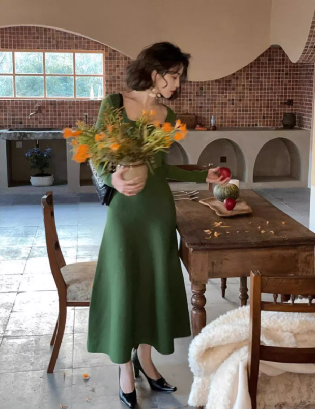 French retro square collar wave edge long sleeves mid-length knitted women's dress ED0139