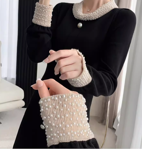 French high-end heavy-duty Hepburn style long-sleeved autumn and winter knitted long skirt ED0141