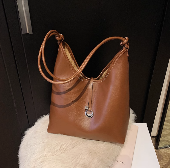 Versatile retro shoulder bag casual bucket bag ED01433