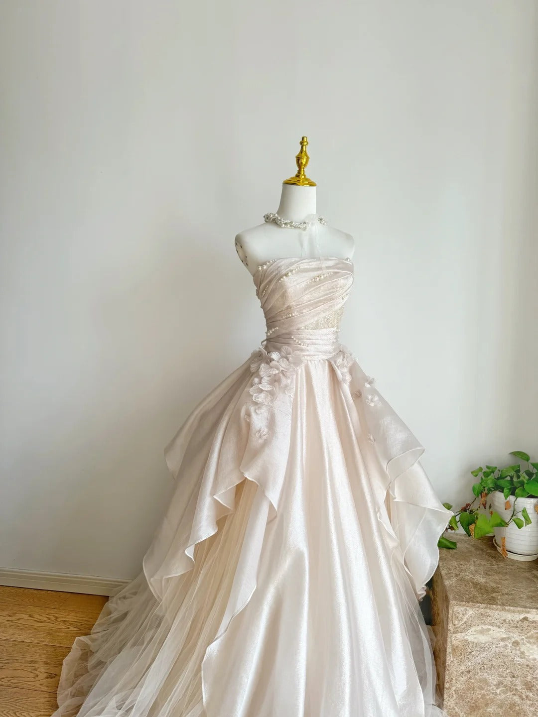 Sweet Pink A-line Tulle Satin  Long Prom Dresses Strapless Applique Wedding Dresses ED01476