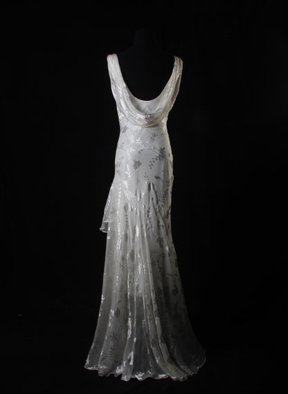 V-neck Chiffon Beaded Long Prom Dress Simple Mermaid Wedding Dress ED01527