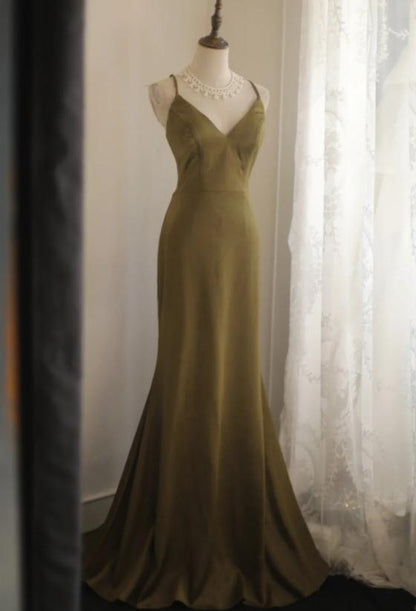 Mermaid V-Neck Satin Long Prom Dress Elegant Spaghetti Strap Formal Dress  ED01584
