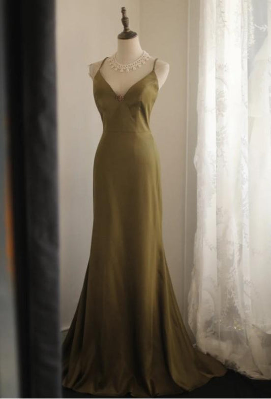 Mermaid V-Neck Satin Long Prom Dress Elegant Spaghetti Strap Formal Dress  ED01584