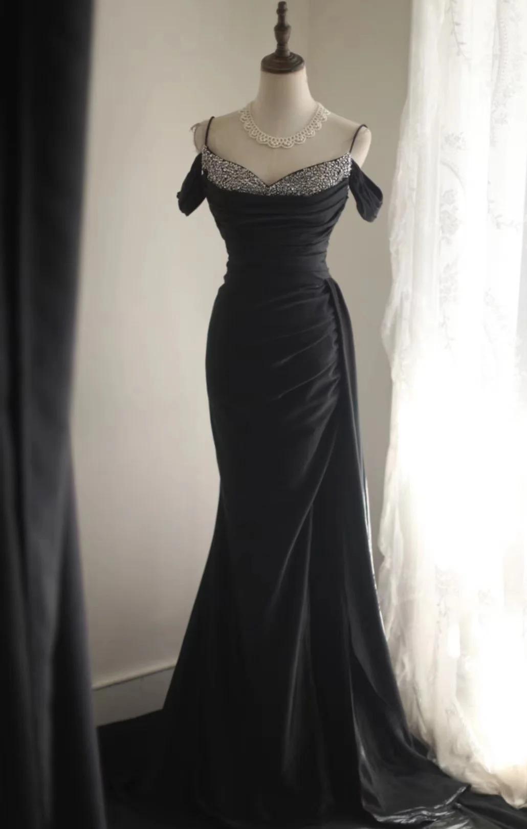 Elegant Black Mermaid Spaghetti Strap Satin Diamond Long Prom Dress Simple Evening Dress  ED01587