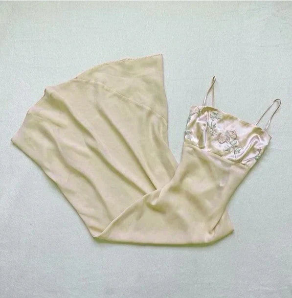 Pink Sweet Spaghetti Strap Chiffon Embroidery Applique Long satin prom dress Ball Gown Evening Dress Wedding Guest Party Dress Bridesmaid Dress gh4102