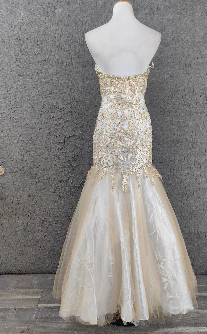 Light Champagne Mermaid Sweetheart Neck Beaded Tulle Long Ball Dress Vintage Evening Dress ED01670