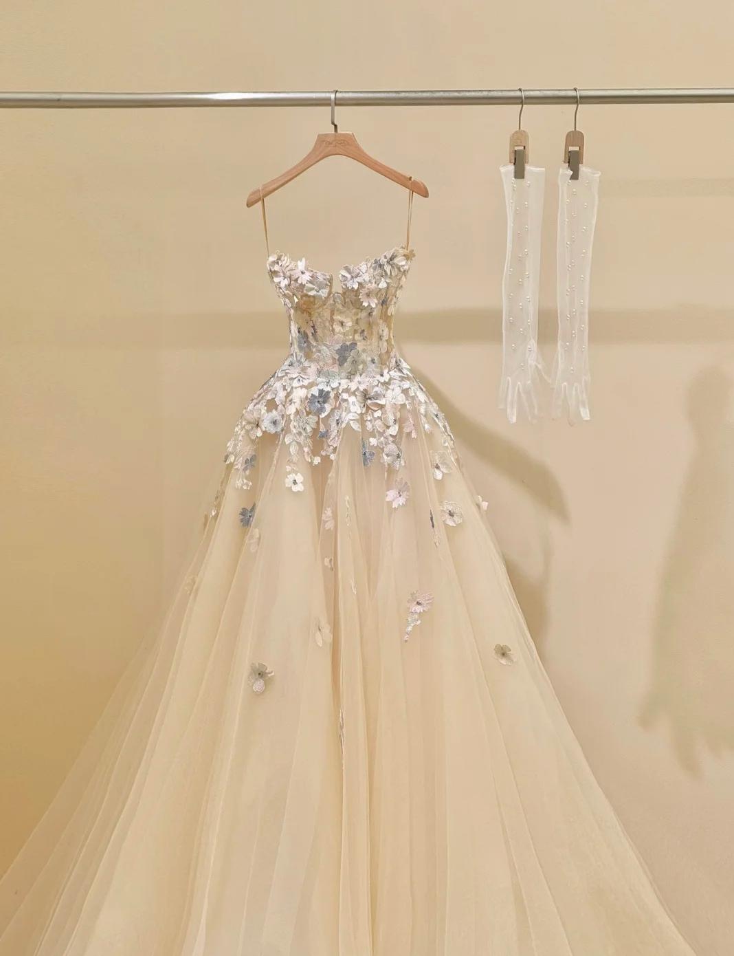 Simple Champagne A-Line Spaghetti Straps Tulle Applique Long Prom Dress Sweet Wedding Dress ED01718