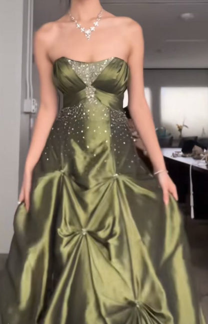 💚Pretty Forest Green A-Line Long Prom Dresses With Silver Beads Sweet Strapless Satin Evening Dresses ED01741