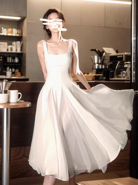 High-grade fluffy mesh white suspender dress ED01747