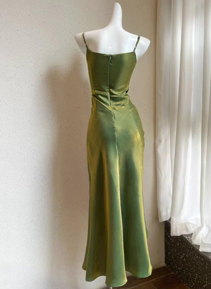 Green Bodycon Dress Spaghetti Strap V-Neck Chiffon Satin Sleeveless Prom Dress ED01760