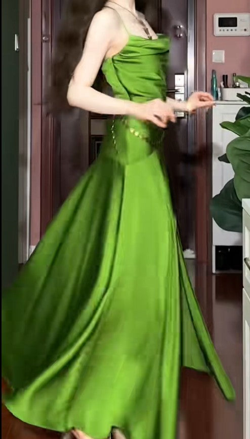 Elegant Green Spaghetti Strap Slit Satin Long Sleeveless Prom Dress Party Pong Evening Dress ED01821