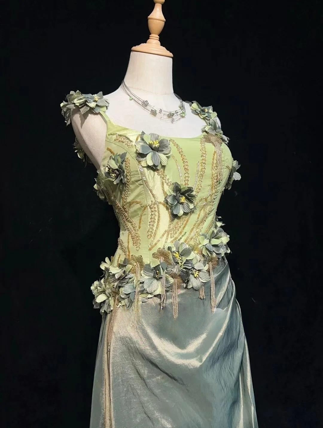 Vintage Olive Green Spaghetti Straps Sheath Beaded Prom Dress Gorgeous 3D Flowers Formal Evening Dress ED01901