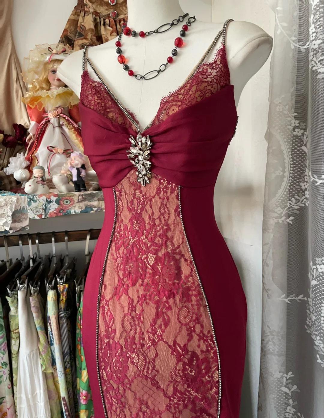 Elegant Red Satin Lace Applique Beaded Long Prom Dress Vintage Spaghetti Straps Mermaid Gowns (Under $200) ED01967