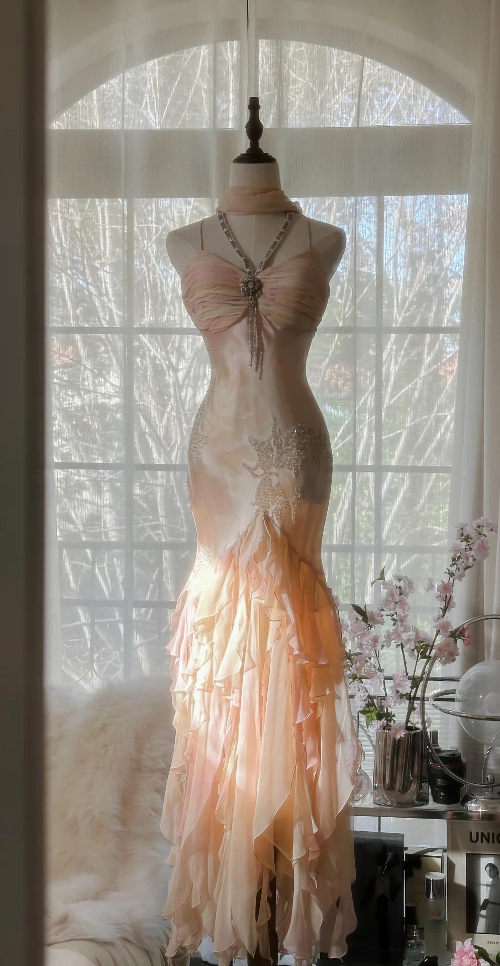 Fairytale Spaghetti Straps Ombre Chiffon Mermaid Gowns Vintage Gentle Backless Prom Dress ED01971