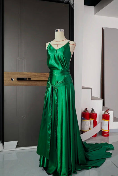 Classic Emerald Green Spaghetti Straps Satin Long Prom Dresses Simple Train Backless Evening Dress ED02002