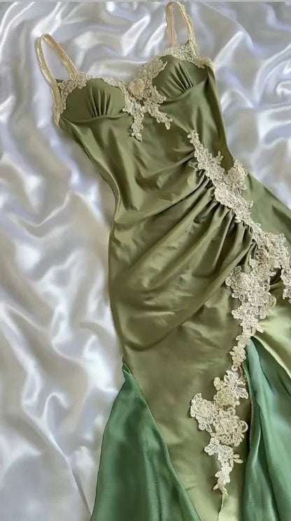 Olive Green Elegant Spaghetti Strap Short Satin Lace Applique Homecoming Dress Prom Dress Party Dress Evening Dress gh4230