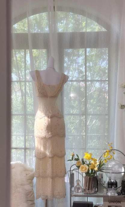 Elegant Pearl White V-neck Chiffon Beaded Evening Dresses Simple Wedding Guest Dresses with Embroidered Appliques ED02011