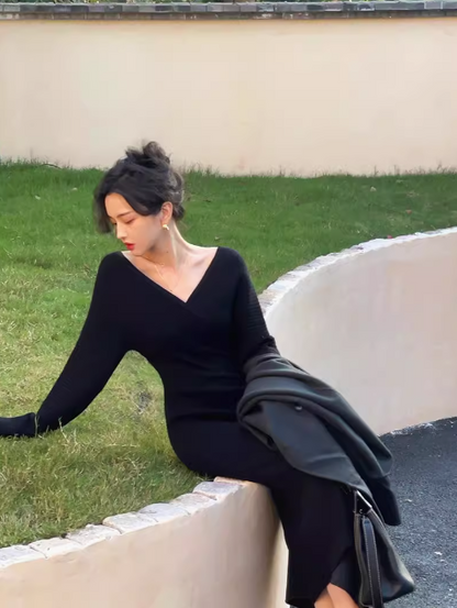 French retro Klein blue V neck hip-wrapped knitted dress ED0203