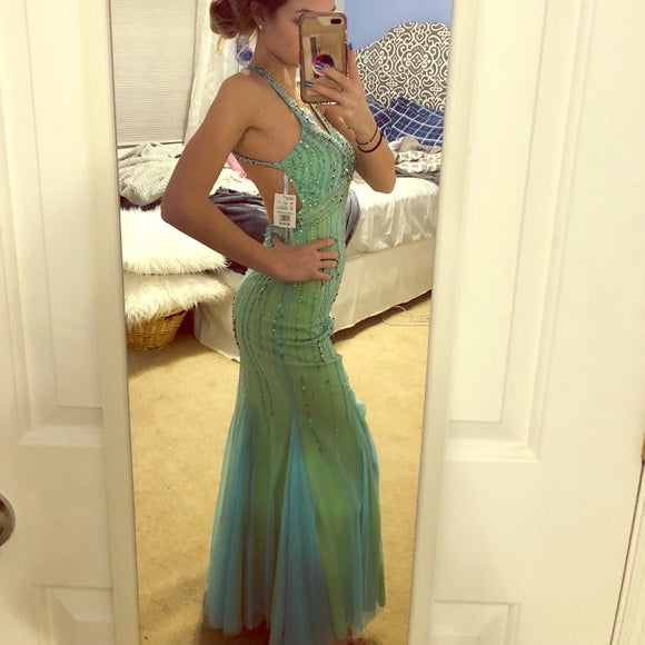 Shiny Beaded Tulle Mermaid Backless Evening Dress Gorgeous Spaghetti Straps Green Long Prom Dresses ED02055