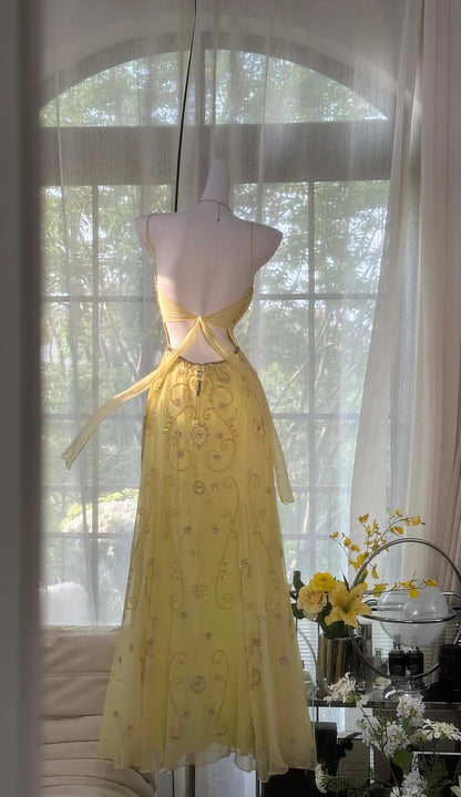 Gorgeous Butter Yellow Spaghetti Straps A-line Tulle Beaded Long Prom Dresses Backless Evening GownsED02094