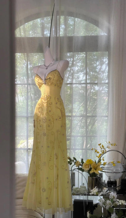 Gorgeous Butter Yellow Spaghetti Straps A-line Tulle Beaded Long Prom Dresses Backless Evening GownsED02094