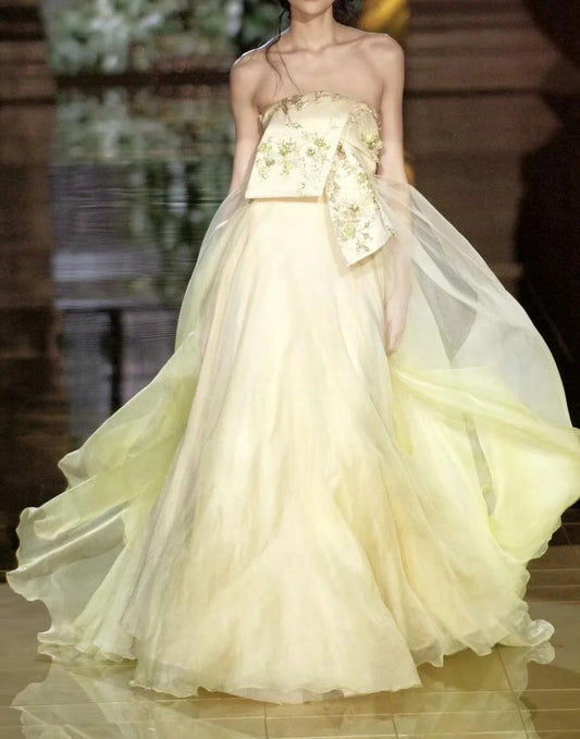 Beautiful Butter Yellow Strapless Tulle A-Line Prom Dresses Formal Evening Dress ED02240