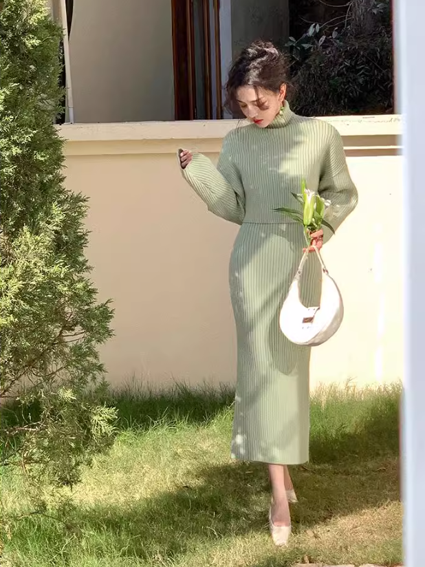 Half turtleneck two-piece knitted sweater dress ED0225