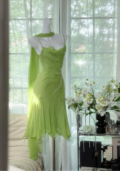 Fairytale Bud Green Sheath Short Prom Dresses Chiffon Beaded Backless Party Dress ED02275