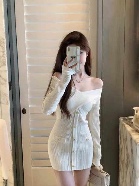 Chanel style white one-shoulder knitted dress ED0227