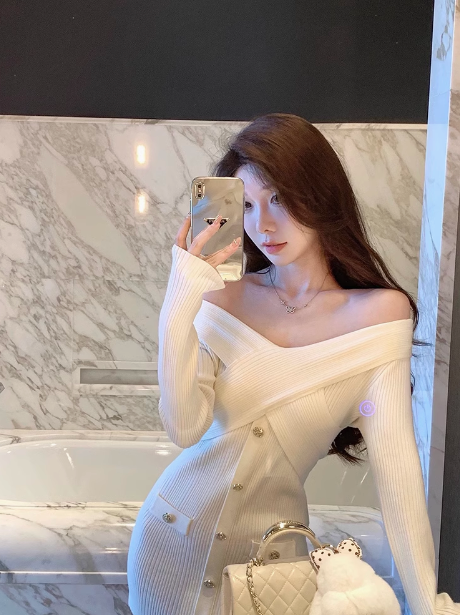 Chanel style white one-shoulder knitted dress ED0227