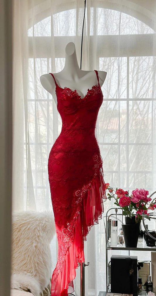 Elegant Red Lace Spaghetti Straps Prom Dresses Vintage Party Dresses with Ruffles ED02284
