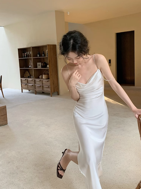 Acetate Satin Diamond Chain Side Slits Backless Suspender Dress ED0235