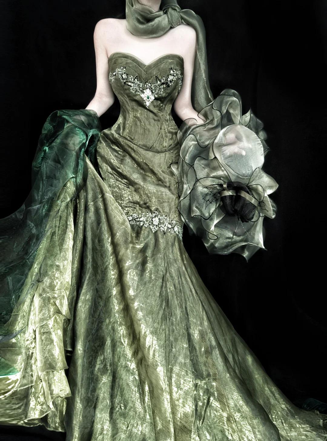 Stunning Forest Green Strapless Mermaid Prom Dresses Tulle Train Wedding Dress ED02399