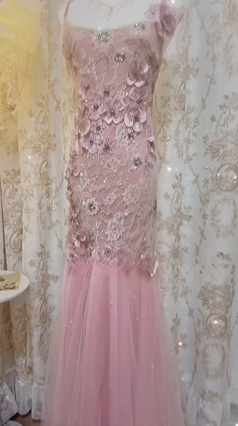 Sweet Pink Square Neck Mermaid Tulle Lace Long Prom Dresses Vintage Evening Dresses with Appliques ED02475