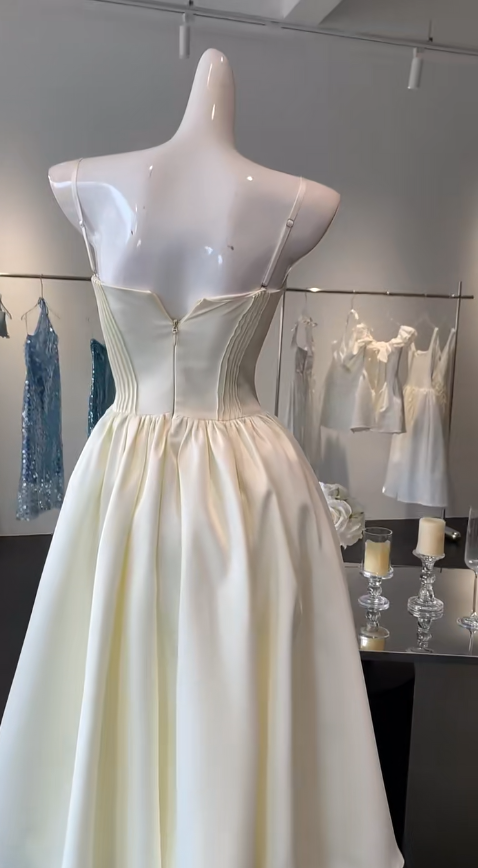 Sweet Cream Spaghetti Straps A-Line Satin Short Prom Dresses Birthday Evening Gowns ED02521