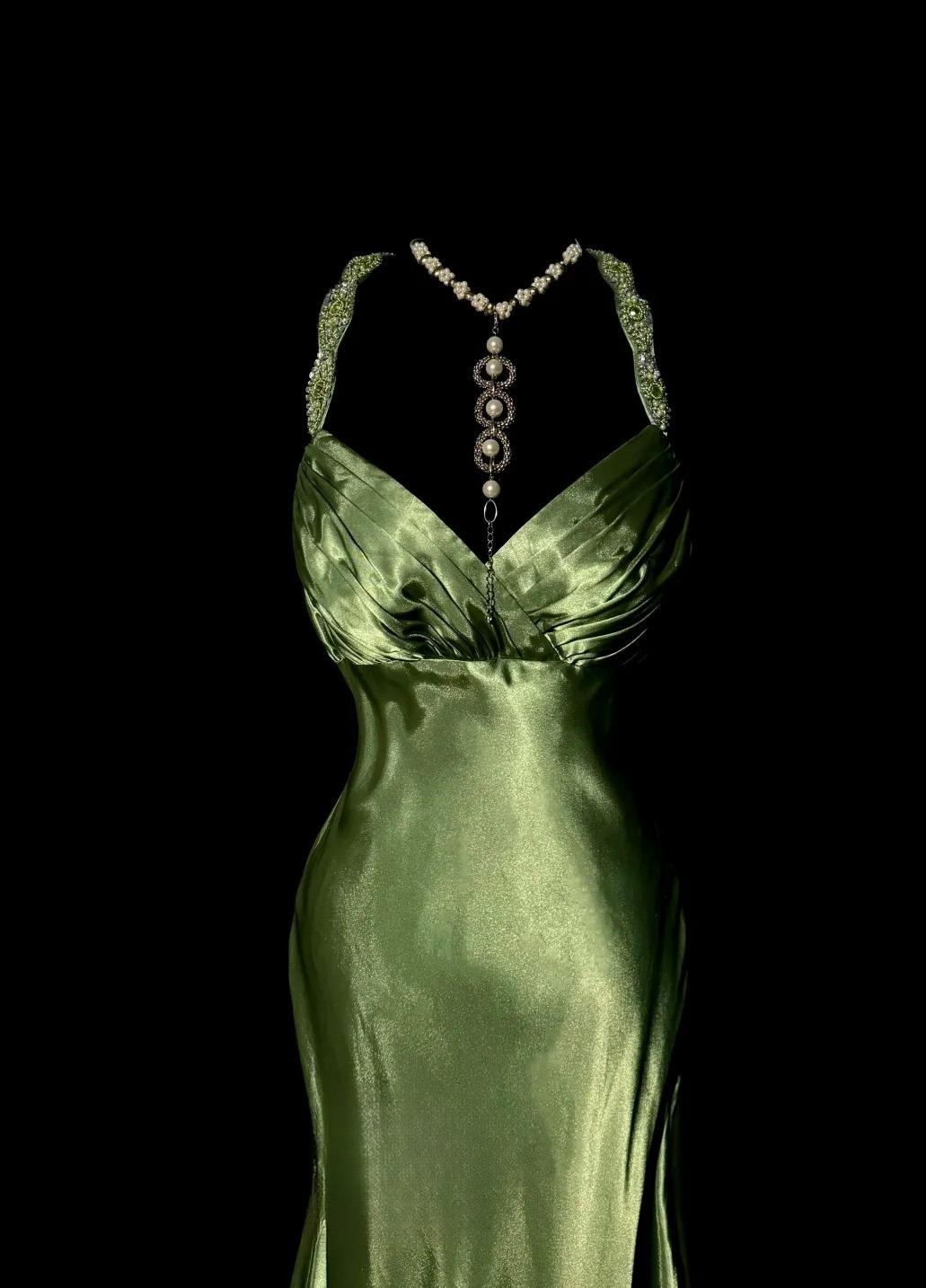 Elegant Green V-neck Satin Mermaid Long Prom Dresses Vintage Beaded Evening Dress ED02549