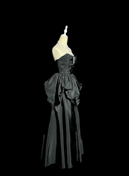 Glam Black Sweetheart Neck A-Line Taffeta Long Prom Dresses Elegant Formal Evening Gowns ED02550