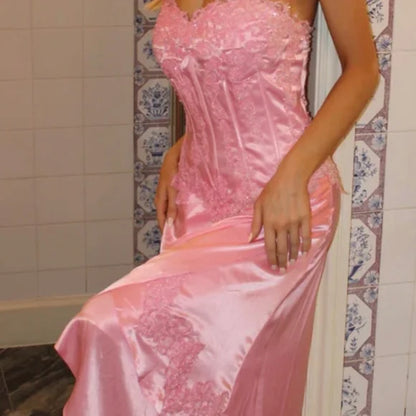 Sweet Pink Strapless Sheath Satin Lace Applique Prom Dresses Fashion Bridesmaid Dresses ED02557