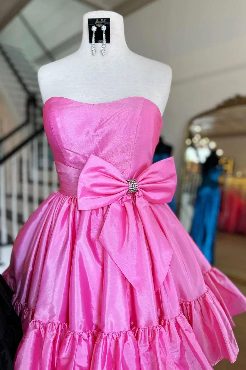Sweet Pink Strapless A-line Satin Short Prom Dresses Homecoming Dress With Bow  ED02644