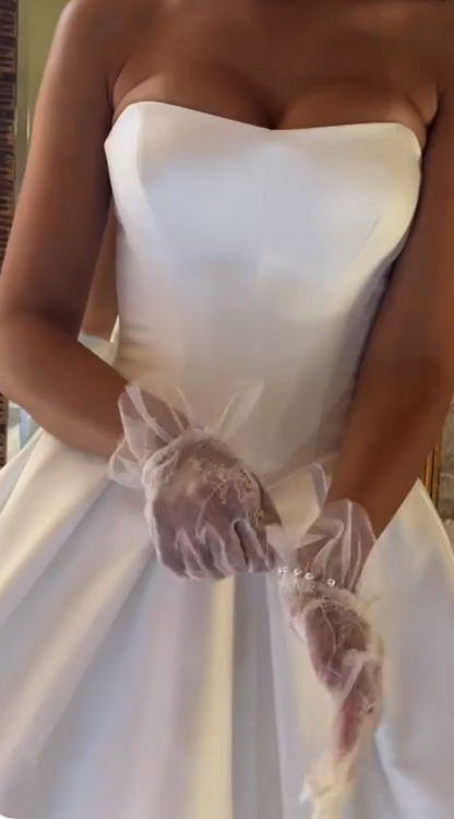 Fashion White Strapless Bodycon Satin Short Prom Dresses Homecoming Dress with Bow ED02648