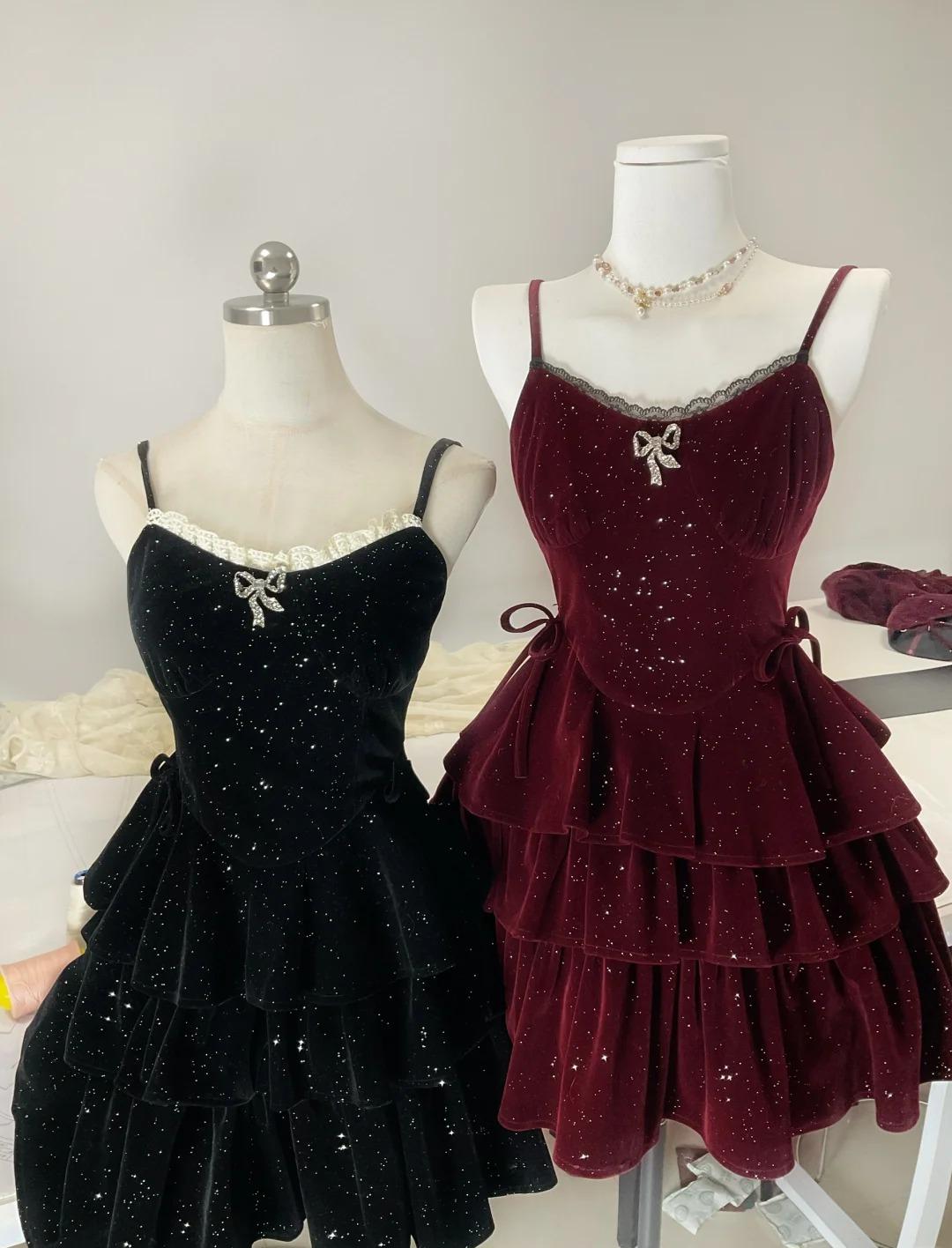 Gorgeous Burgundy/Black Spaghetti Straps Glitter Velvet A-Line Short Evening Gowns Sweet Homecoming Dress ED02662