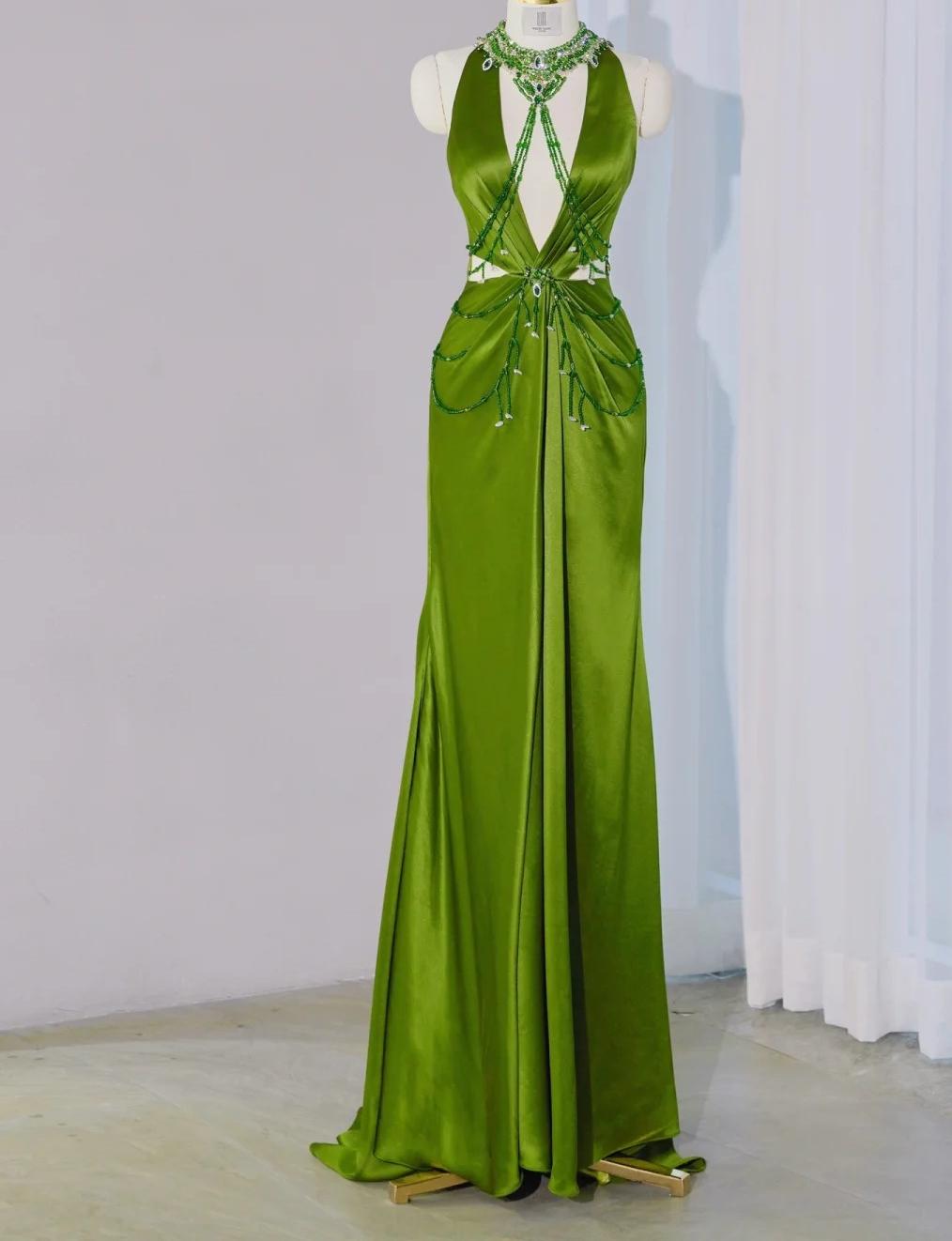 Stunning Green V-neck Sheath Satin Long Prom Dresses Formal Evening Gowns with Beading ED02679