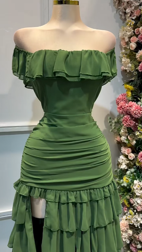 Stunning Forest Green Off-the-shoulder Bodycon Chiffon Tiered Long Party Dresses Evening Gowns with Slits ED02701