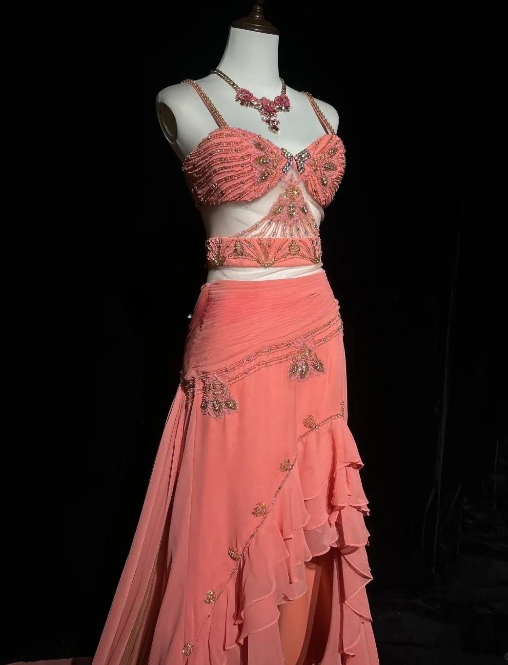 Stunning Peach Strap A-Line Chiffon Long Prom Dresses Vintage Evening Gowns with Beading ED02728
