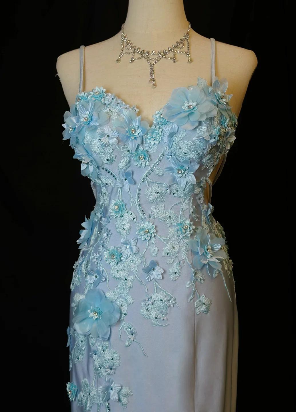 Gorgeous Blue Spaghetti Straps Mermaid Satin Long Prom Dresses Vintage Evening Gowns with Appliques ED02730