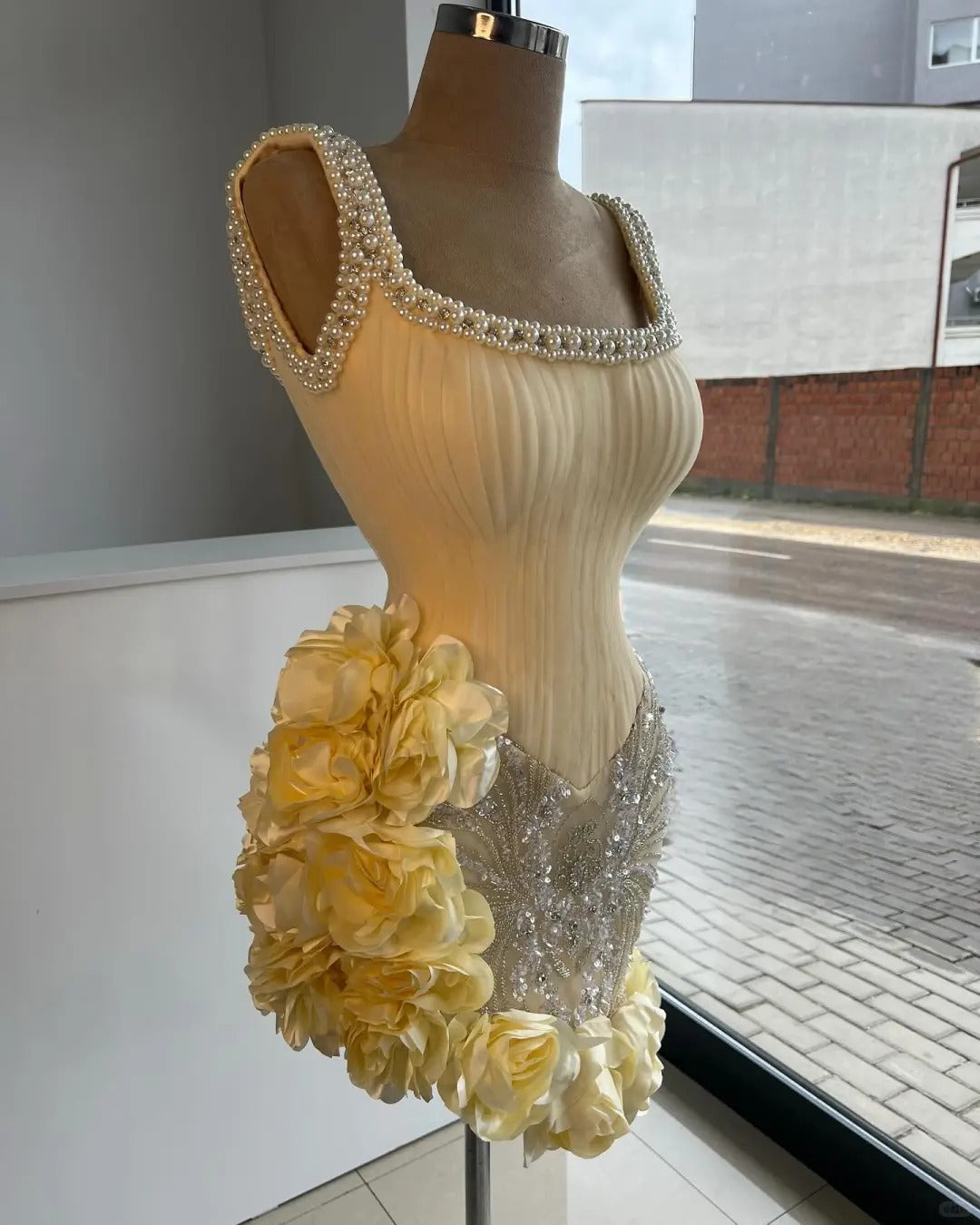 Fashion Butter Yellow Square Neck Bodycon Beaded Tulle Short Prom Dresses Gorgeous Homecoming Dresses ED02741