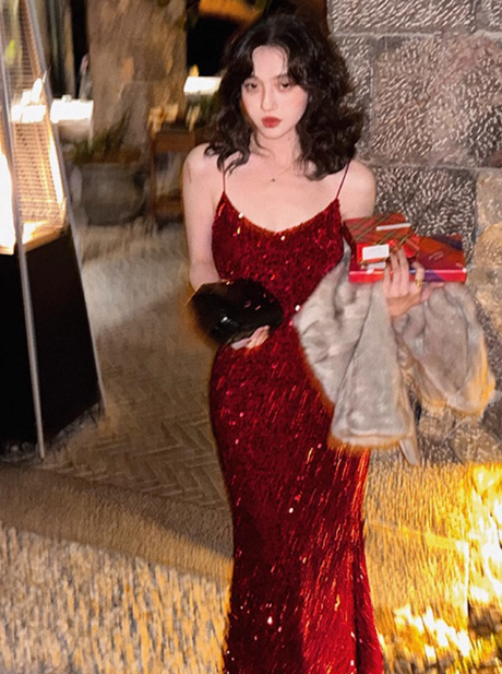 Velvet Sequined V-Neck Suspender Mermaid Maxi Dress ED0276