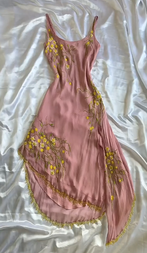 Stunning Pink Spaghetti Straps A-Line Chiffon Beaded Short Prom Dresses Homecoming Dresses with Appliques ED02789