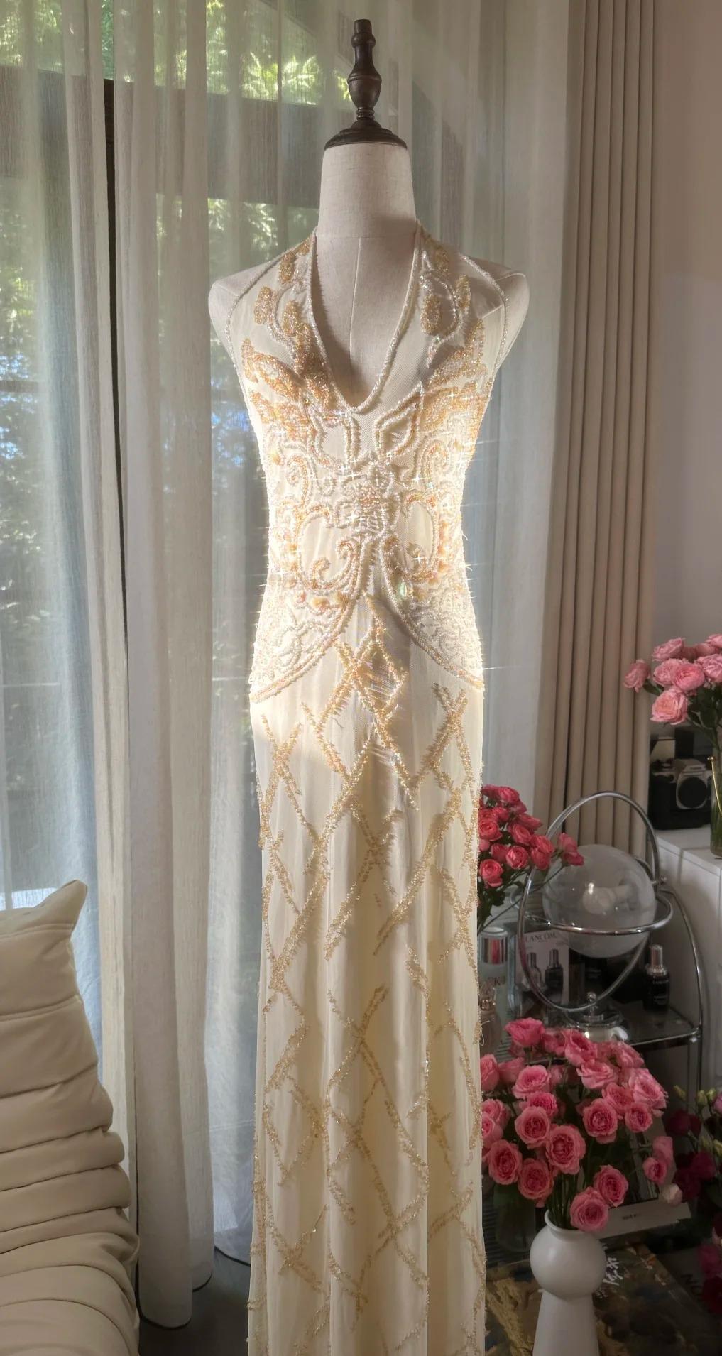 Gorgeous V-neck Sheath Chiffon Long Prom Dresses Vintage Backless Evening Gowns with Beading ED02836