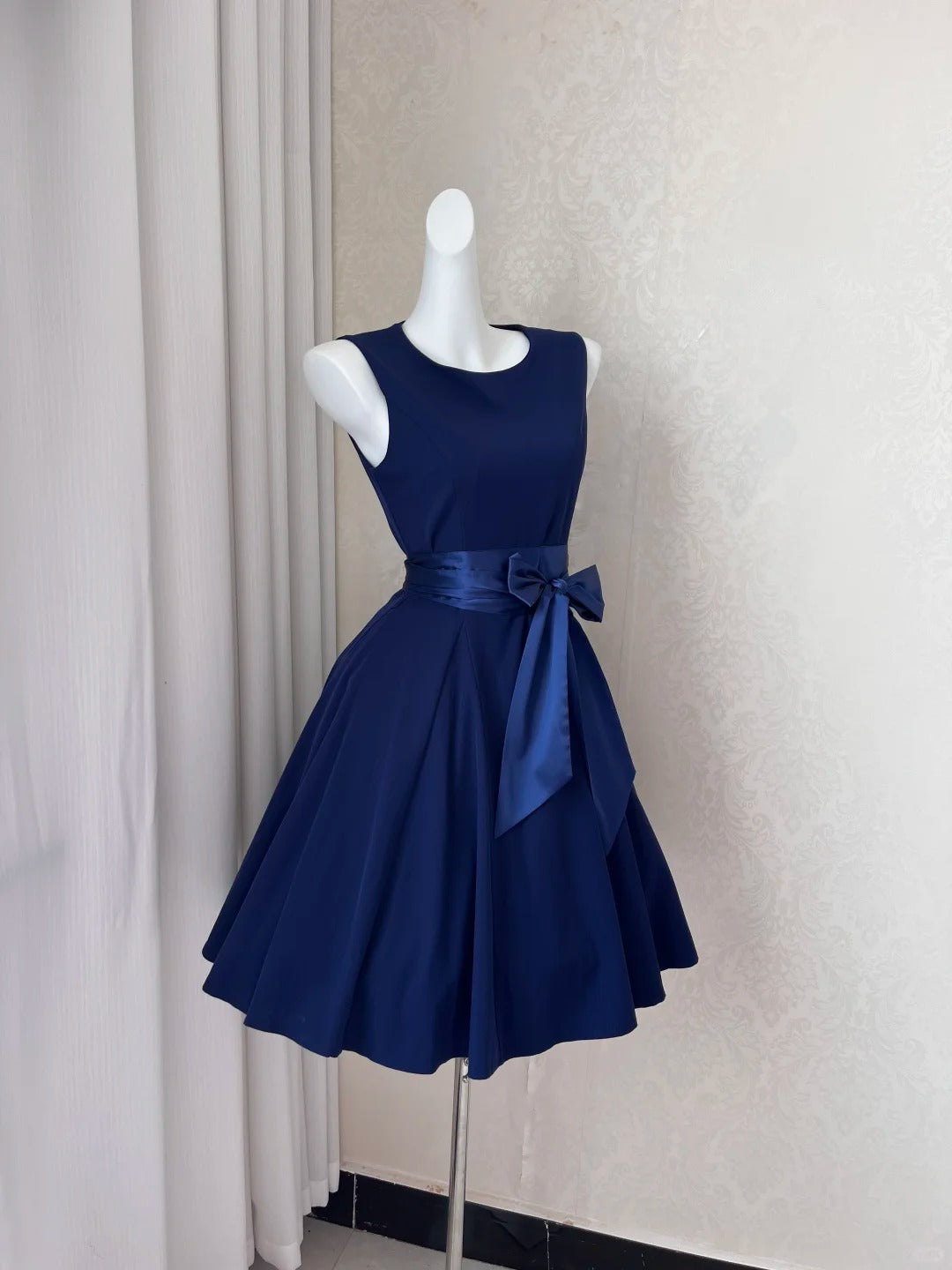 Sweetheart Navy Blue Round Neck A-Line Satin Short Birthday Party Dresses Homecoming Dresses with Bow ED02910
